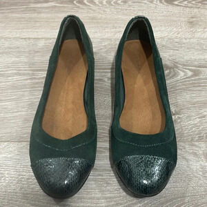 G.H. BASS & CO Cara Green Leather Suede Reptile Ballet Flat 8.5
